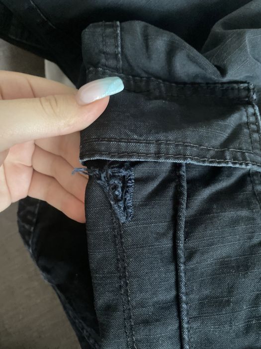 Czarne spodnie cargo, regulowane w pasie ST Léońf