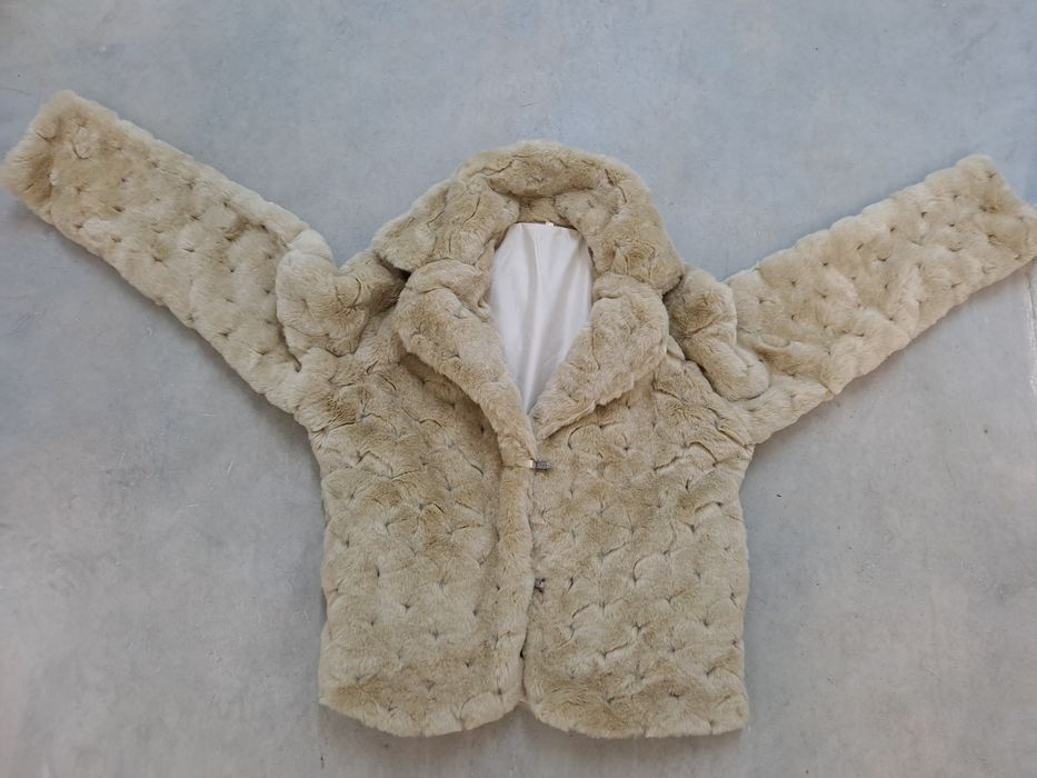 Casaco de Senhora Pêlo sintético