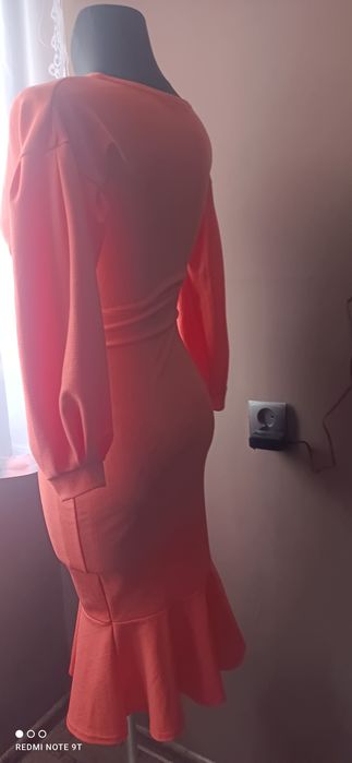 Sukienka rybka długi rękaw