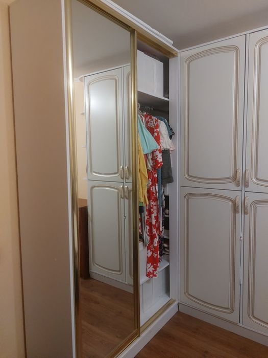 Шафа-купе кутова в спальню, передпокій