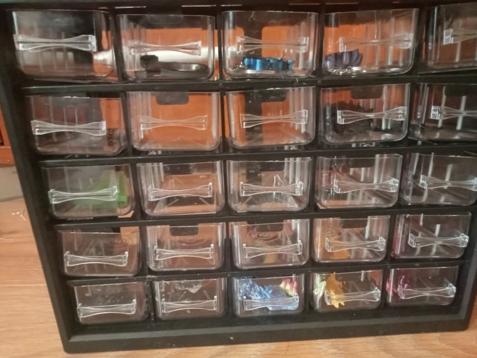 Breloki na klucz i szafka