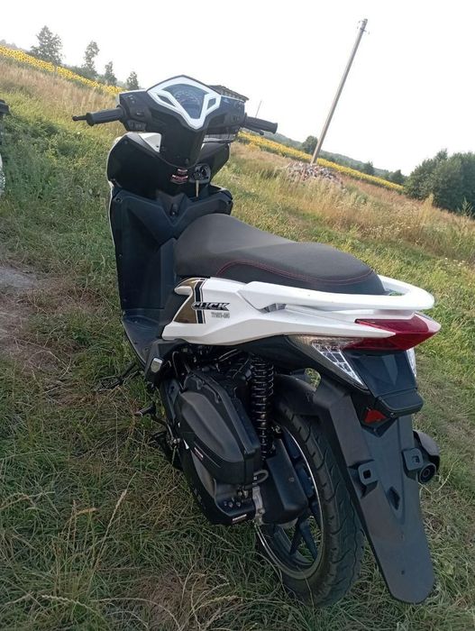 Продам скутер  honda Click
