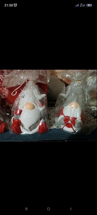 Продам веселих гномів свічників