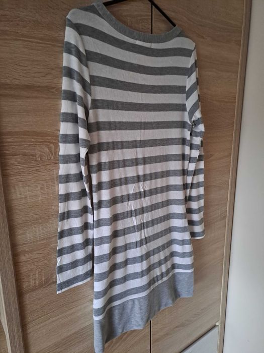 Kardigan damski z kieszeniami - rozmiar M/L