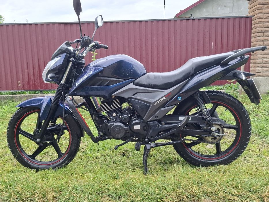 Продам мотоцикл Lifan 150