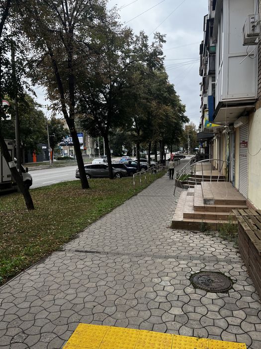 Продается готовый действующий бизнес-магазин в центре города