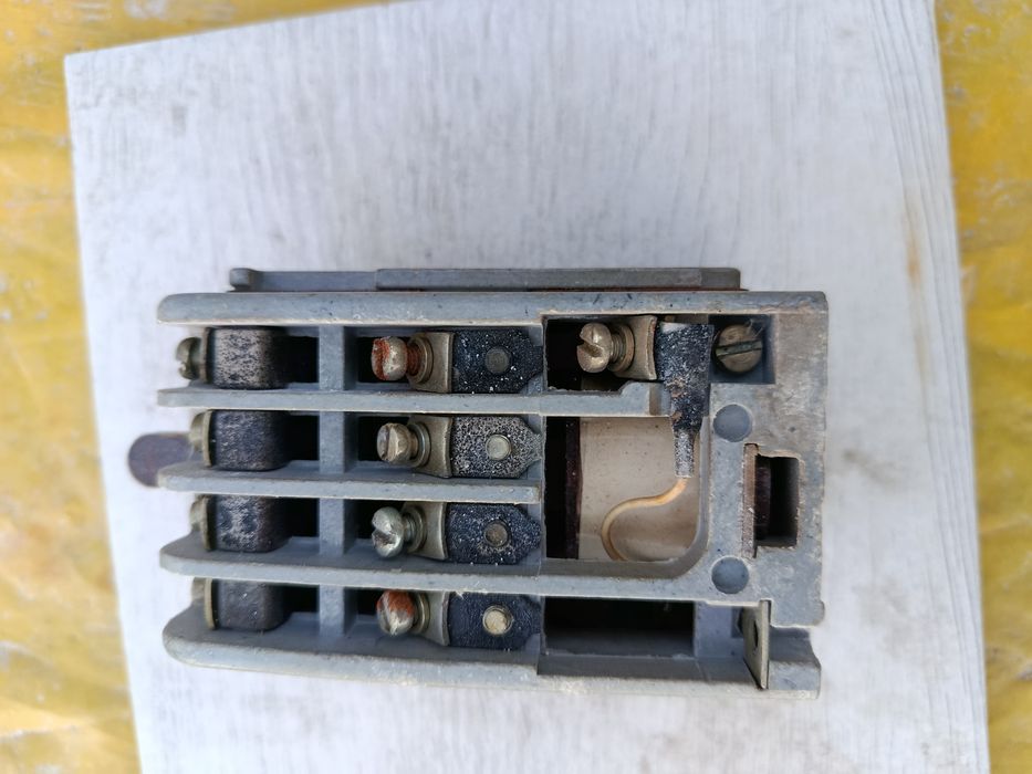 Продам пускатель пме-071