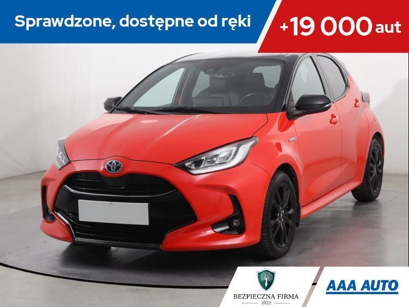 Toyota Yaris 1.5 VVT-i Hybrid, Salon Polska, 1. Właściciel, Serwis ASO, Automat,