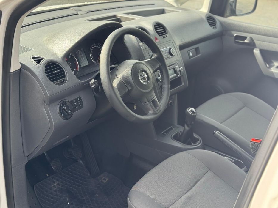 Vw Caddy 2015 c/IVA Ded