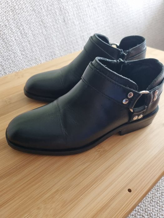 Zara дитяче взуття