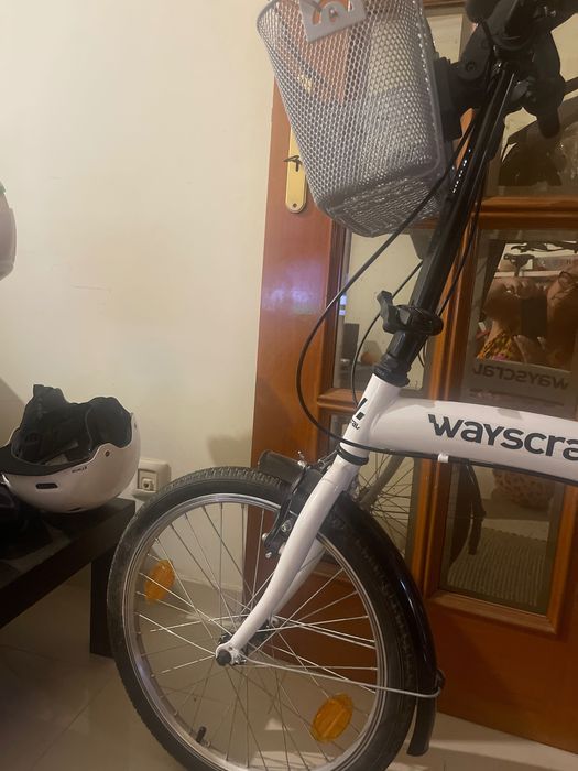 Bicicleta dobrável praticamente nova usada apenas 4 vezes