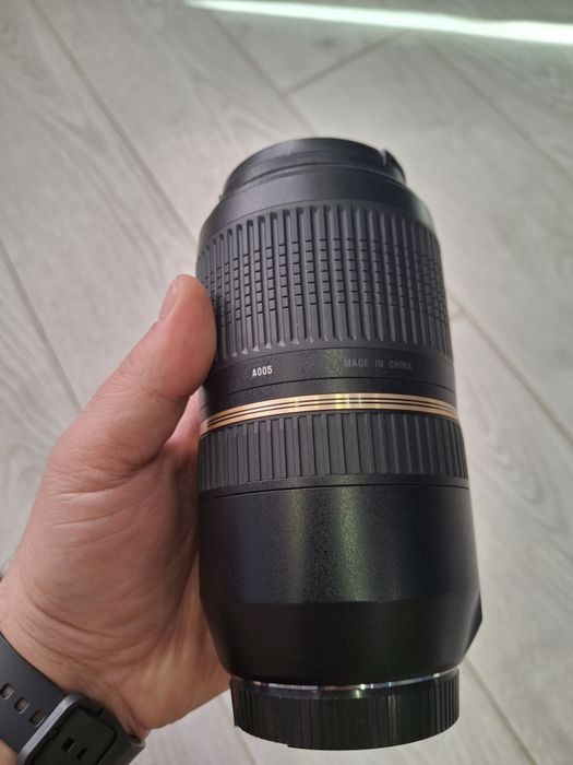 Об'єктив Tamron SP 70-300mm f/4-5.6 Di VC USD (для Canon)  EF Телевік