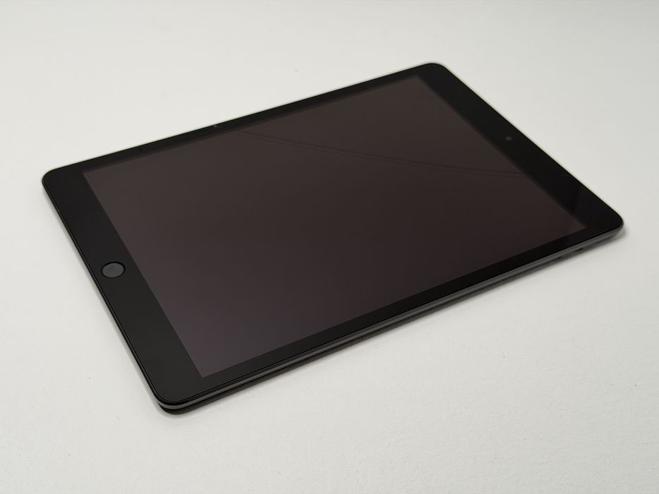 iPad 9. gen. (A2602) - 64GB - faktura VAT 23%