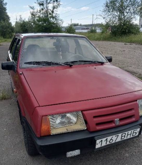Ваз         21083