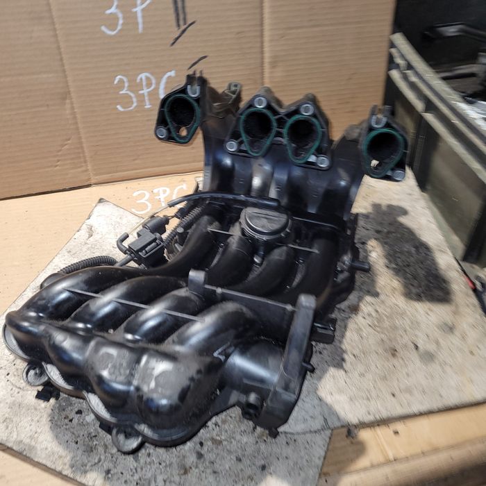 Kolektor ssący dolotowy vw golf V touran audi seat skoda 1.6MPI BSE