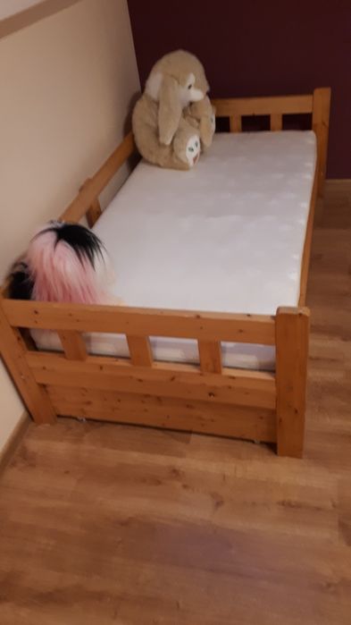 Łóżko młodzieżowe, lub dla dziecka