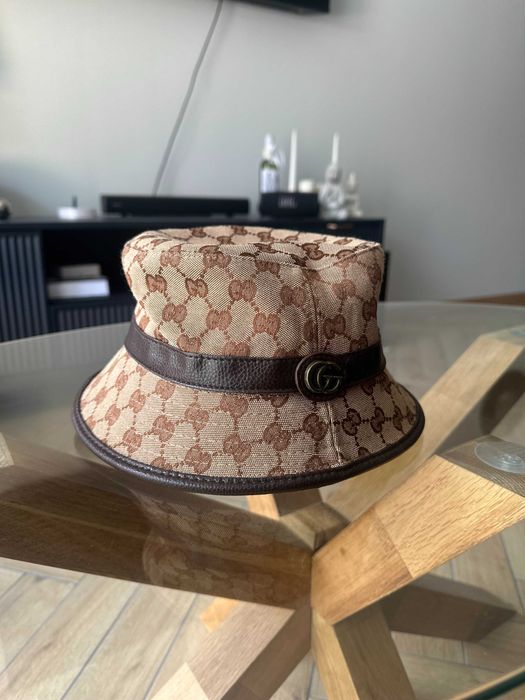 kapelusz gucci monogram