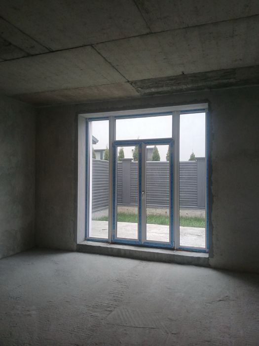 Продається котедж у Конопниці