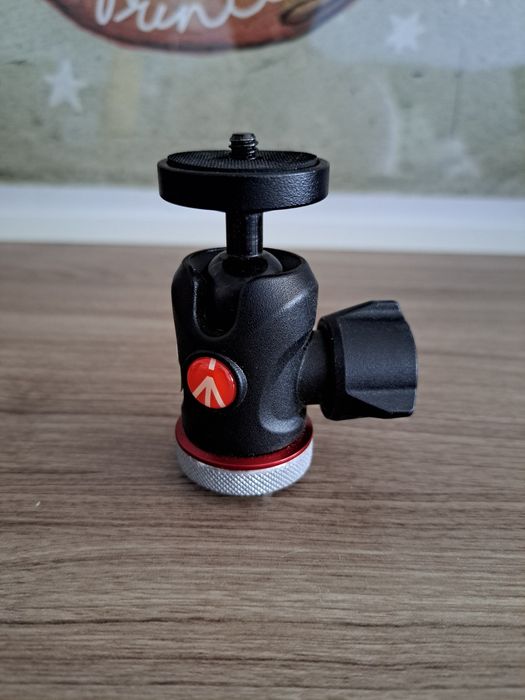 rótula esférica compacta Manfrotto 492 (Micro Ball Head).