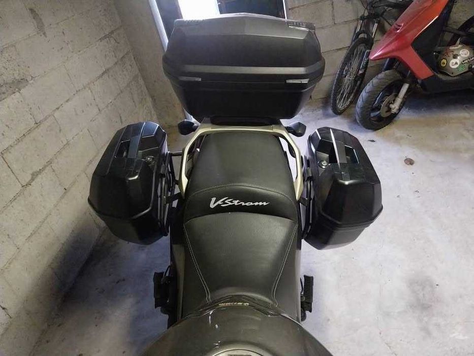 Suzuki V-Strom 650 2004