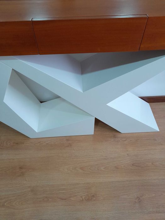 Aparador com espelho