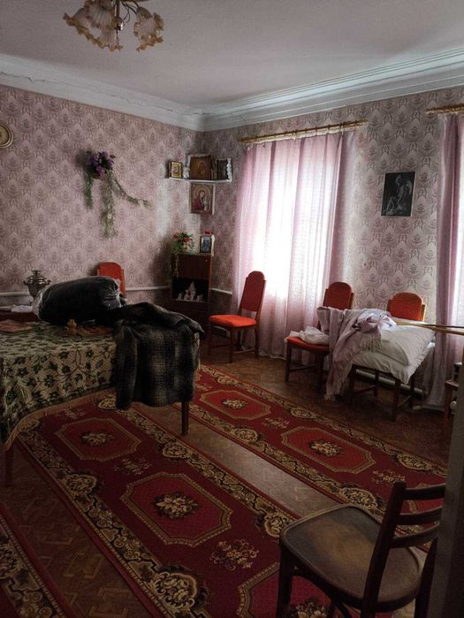 Продам добротный дом с подвальным этажом с.Усатово. Рядом Нерубайское,