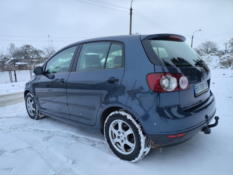 Автомобіль Wolkwagen Golf Plus 2005 рік