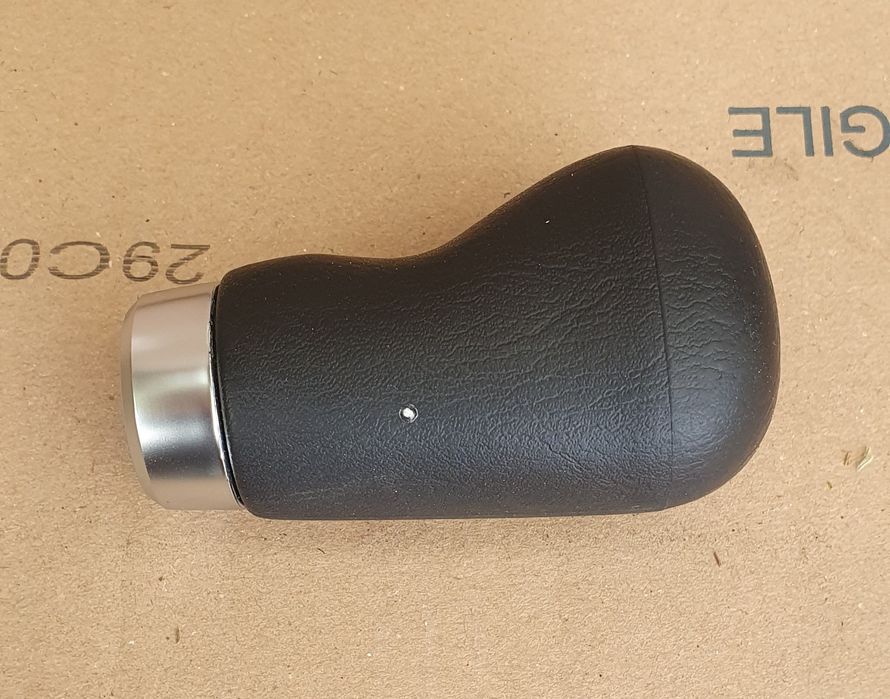 Gałka zmiany biegów Suzuki Grand Vitara