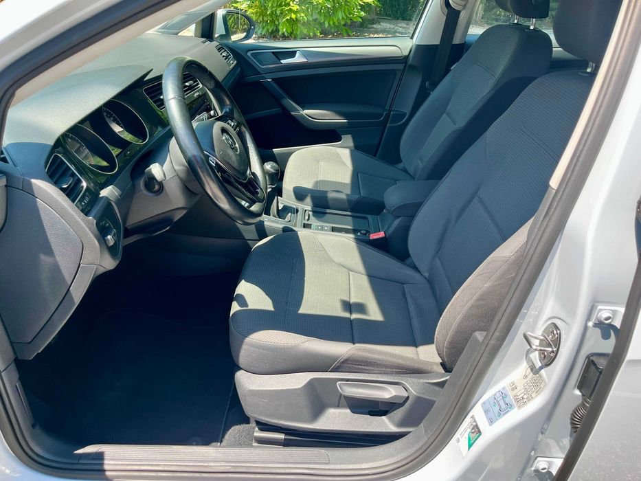 VW Golf 7.5 1.6 TDi BlueMotion Executive 115CV.