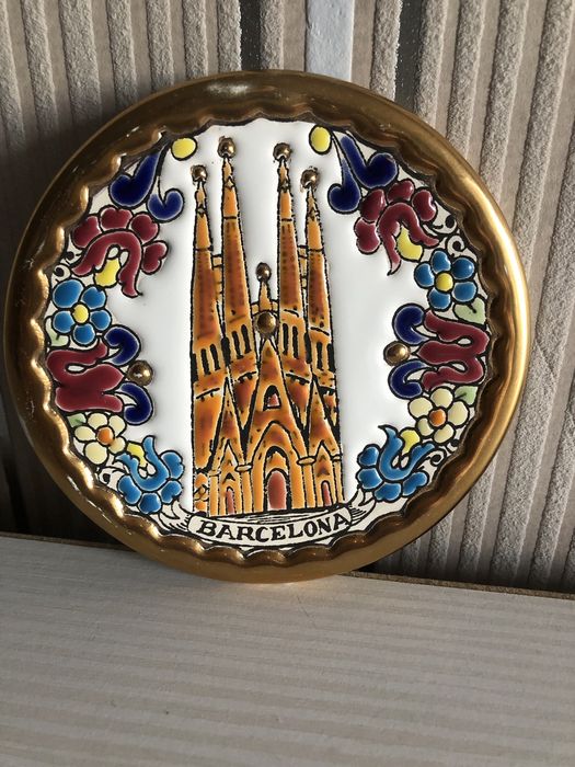 Сувенирное блюдце ручной росписи