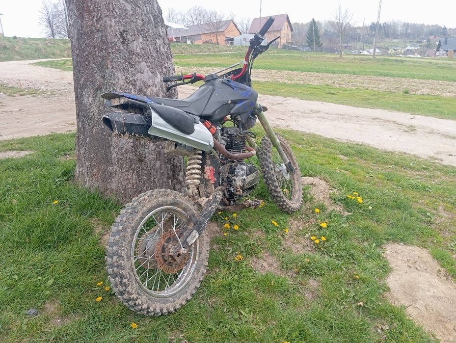 Sprzedam Crossa loncin 250