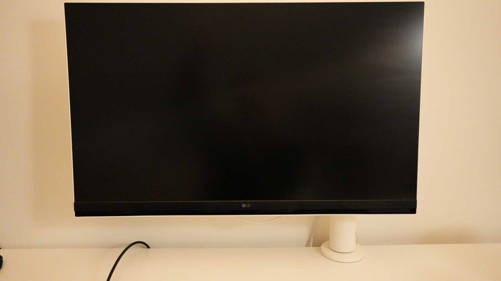 4K UHD Monitor/TV LG Smart 32SQ780 White 31,5"inch + Ergo Stand