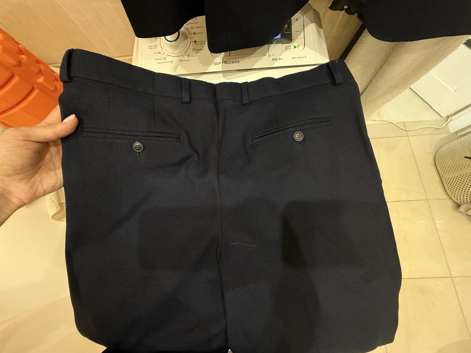 Костюм класичний