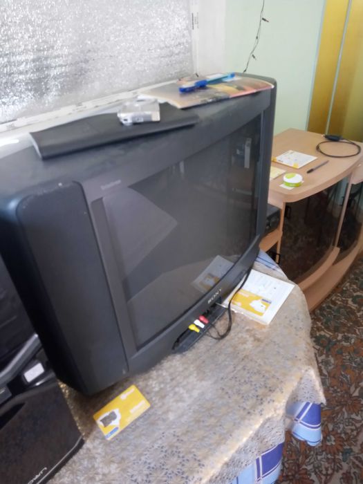 Продам Телевизор SONY