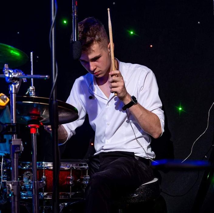 Lekcje gry na perkusji