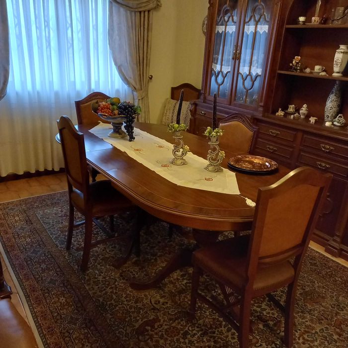 Mobília de sala de jantar