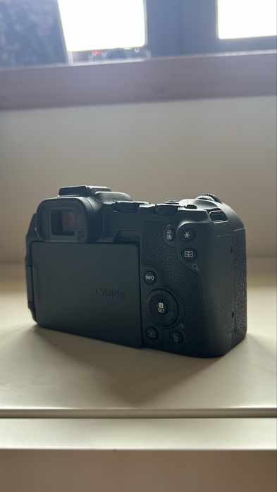 Canon RP - Como nova