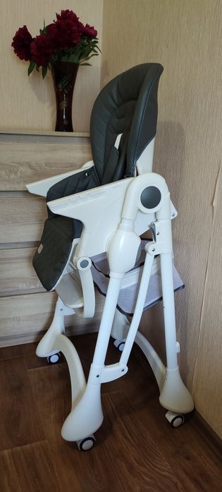 Стільчик для годування CARRELLO Caramel