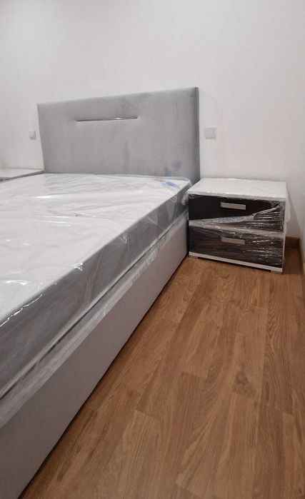 Camas de Casal Estofadas de Luxo 199€ Disp. em Várias Cores! 190x140m!