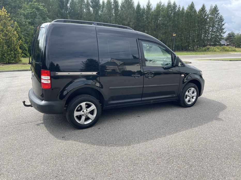VW Caddy 2.0 TDI 140KM 4Motion -Webasto -Grzane Fotele
