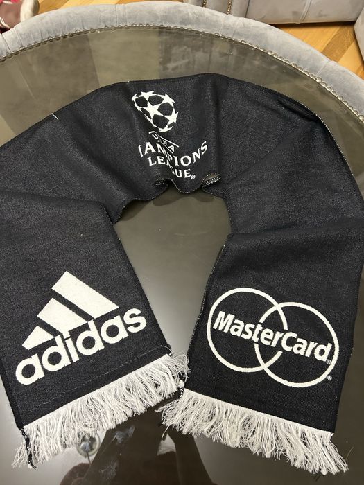 Жіночий комплект шапка, шарф та рукавички