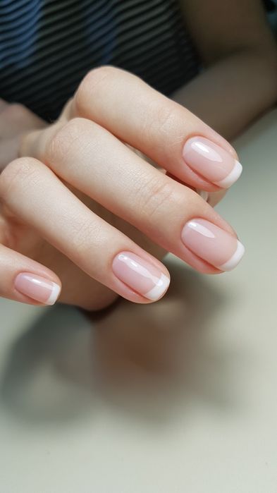 Манікюр  педикюр - м. Оболонь.