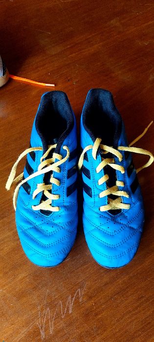 Буци для футболу