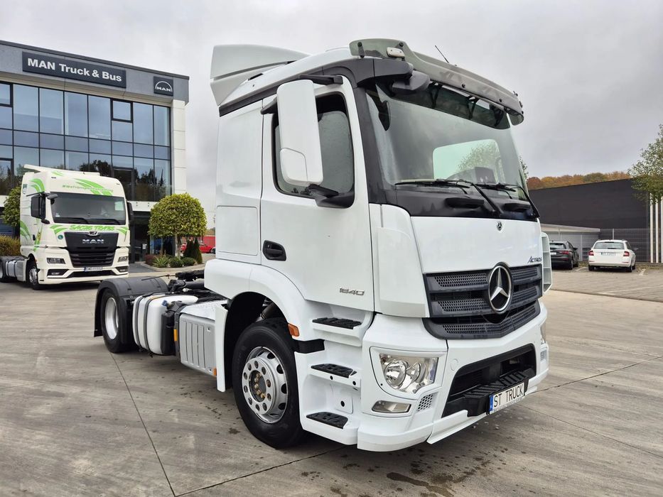 Mercedes-Benz