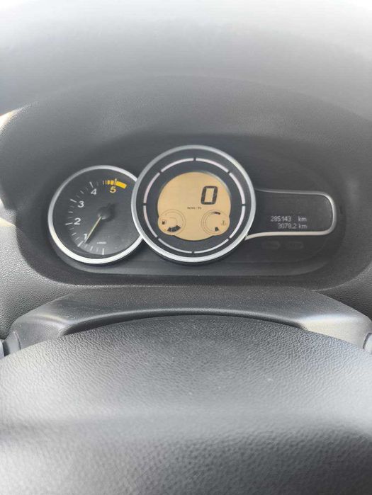 Renault Megan 2011, 1,9 дизель Scenik 2004р 1.9 dCI , механіка,  !!!