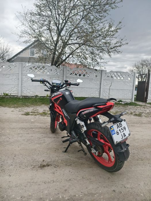 Musstang Xtreet 250 (не Loncin Geon Kovi Tekken Lifan Spark Shineray)