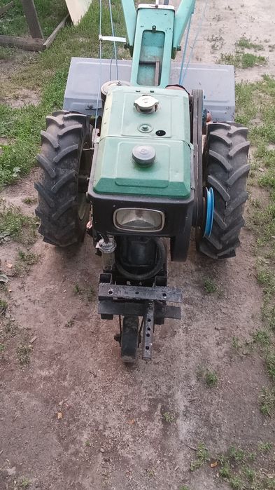 Продам мотоблок Zubr