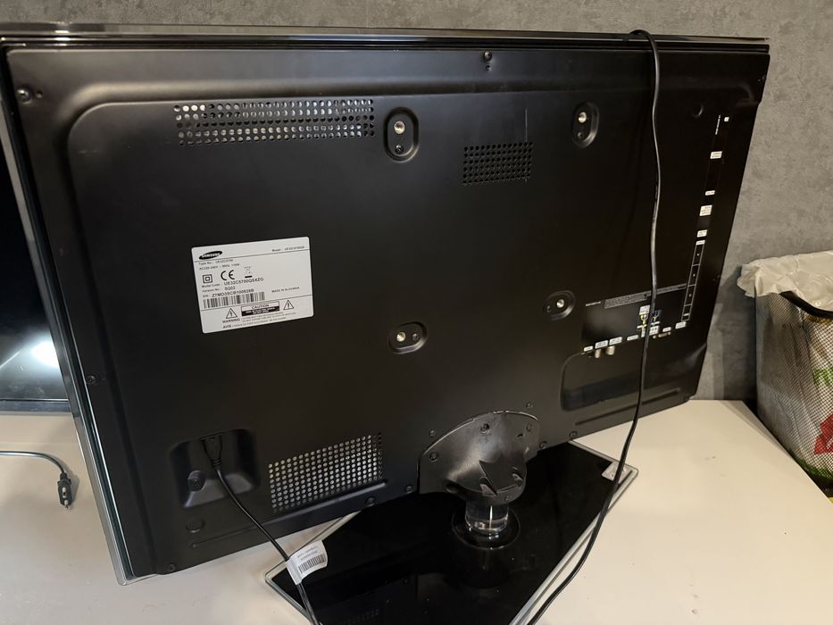 Телевізор , плазма , samsung