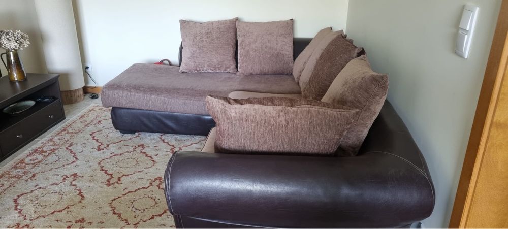 Sofa cama 3 lugares com Chaise Longue