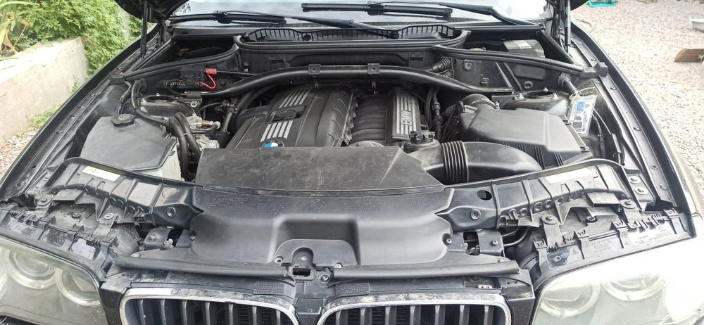 BMW X3   Хdrive 3.0і
